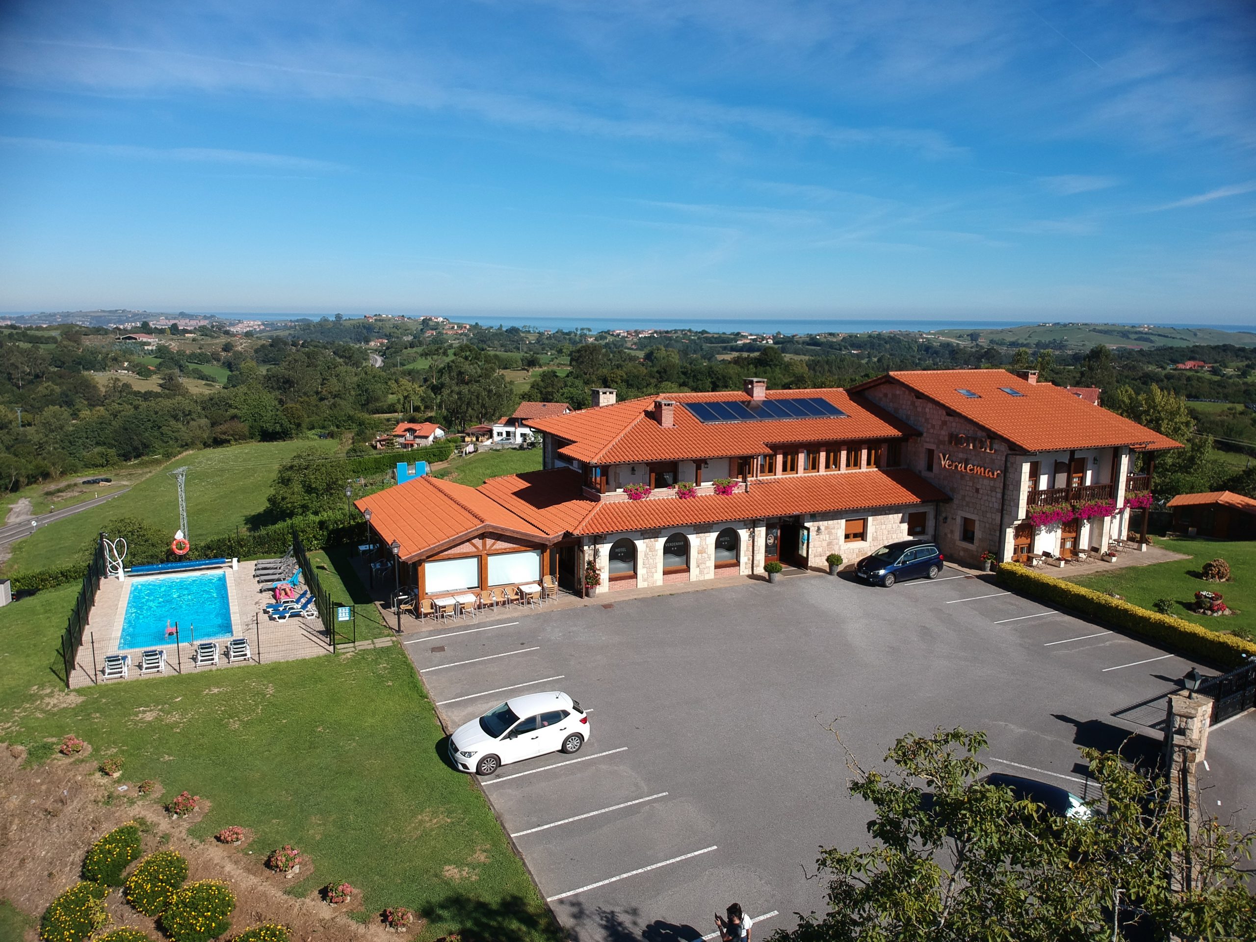 DCIM/100MEDIA/DJI_0041.JPG DCIM/100MEDIA/DJI_0041.JPG